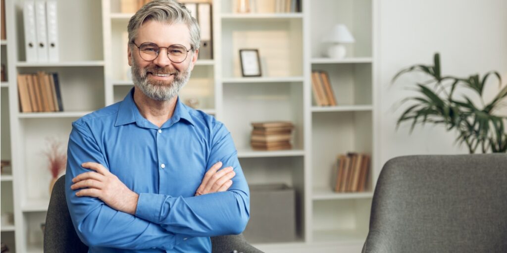 male psychologist
